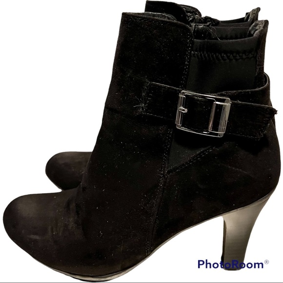 Women’s Size 8.5 Kelly and Katie Slim Heel Boot. - Picture 4 of 5